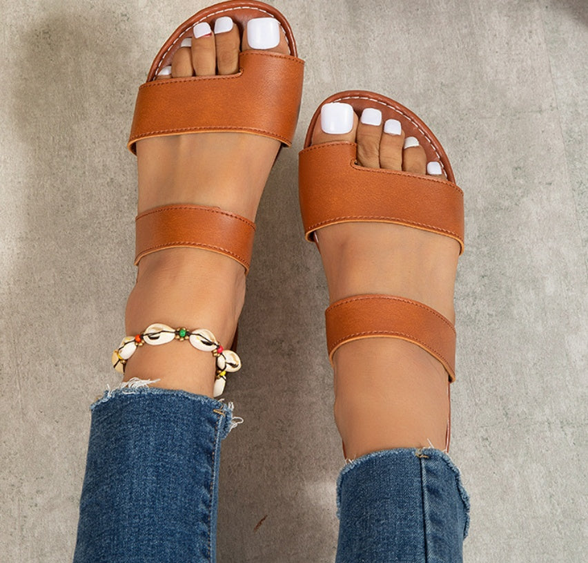 Round Toe Flat Slippers